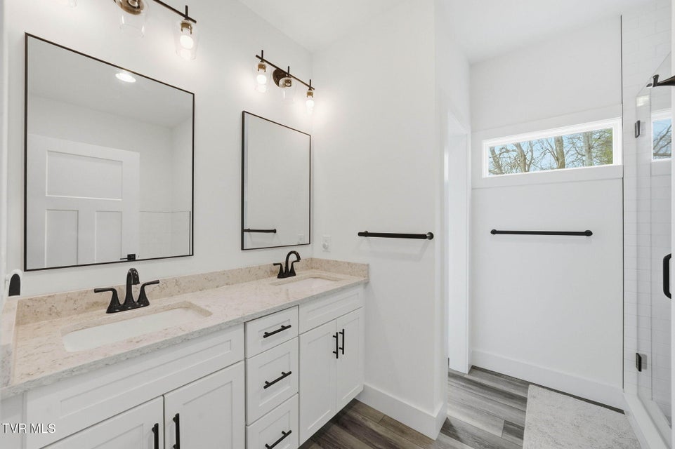 Photo #24: 416 Pettyjohn Road