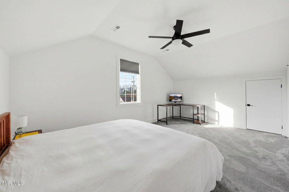 Photo #33: 416 Pettyjohn Road