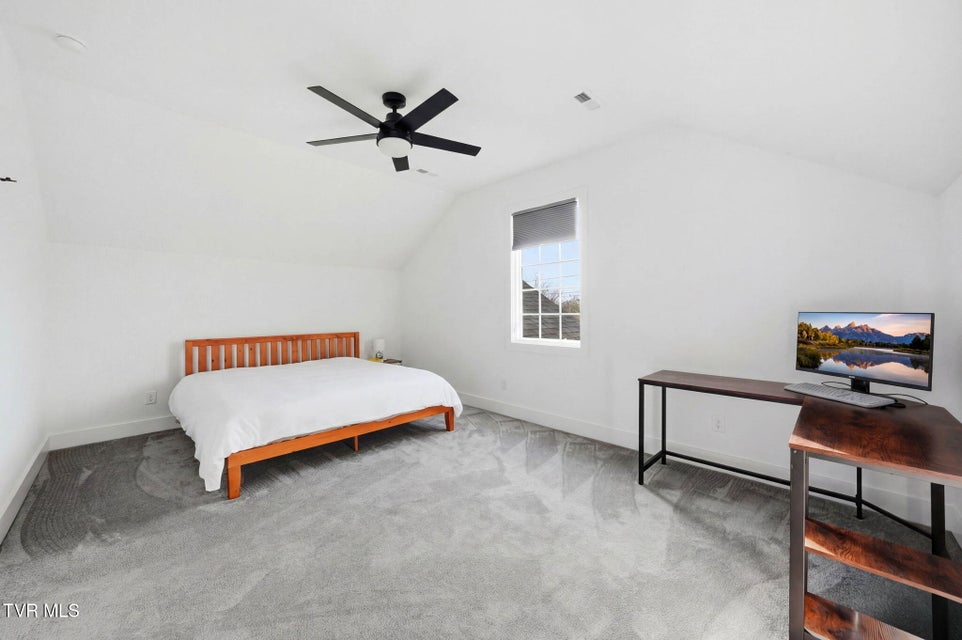 Photo #32: 416 Pettyjohn Road