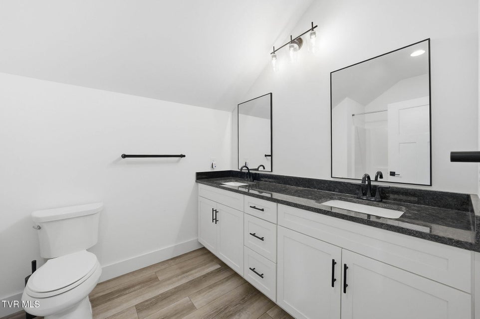 Photo #37: 416 Pettyjohn Road