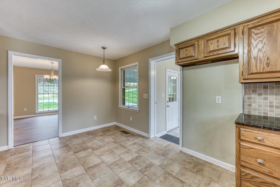 Photo #26: 5509 Memorial Boulevard