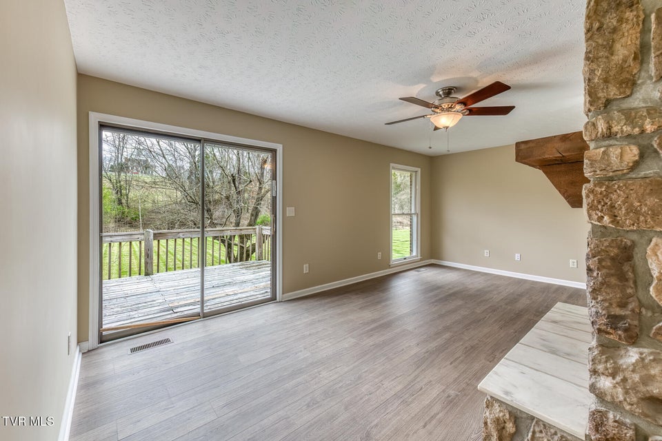 Photo #30: 5509 Memorial Boulevard