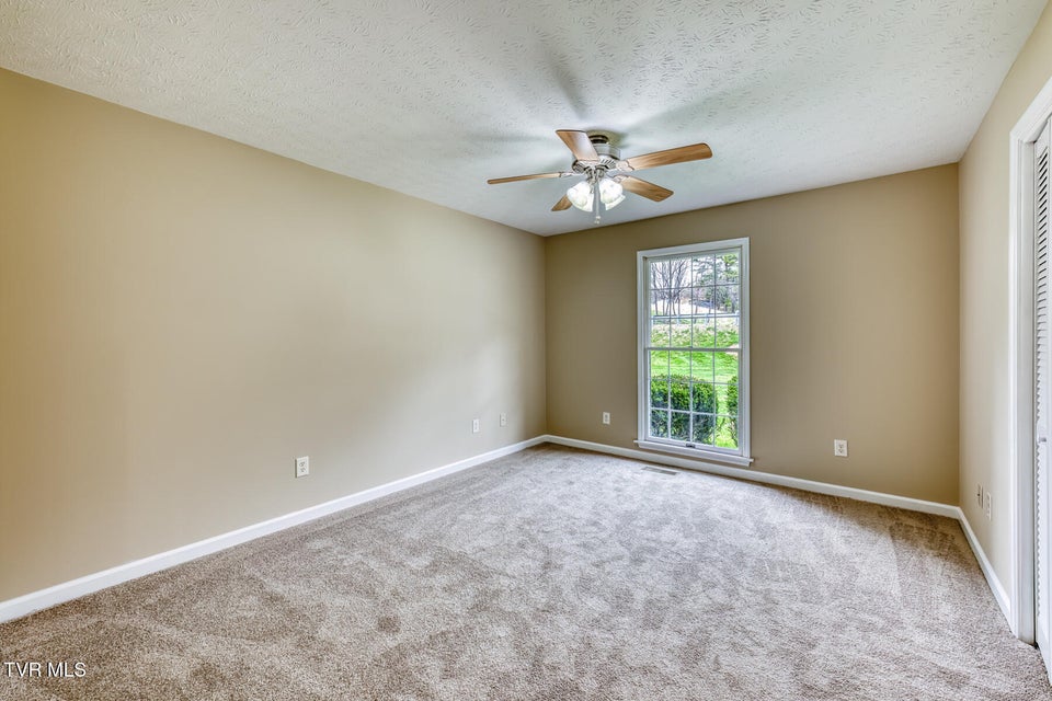 Photo #34: 5509 Memorial Boulevard