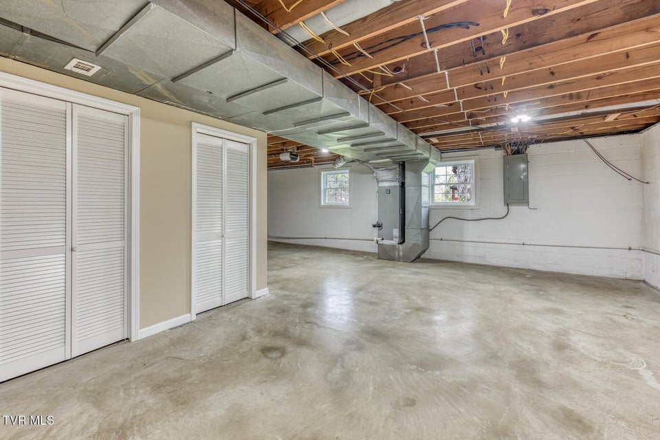 Photo #45: 5509 Memorial Boulevard