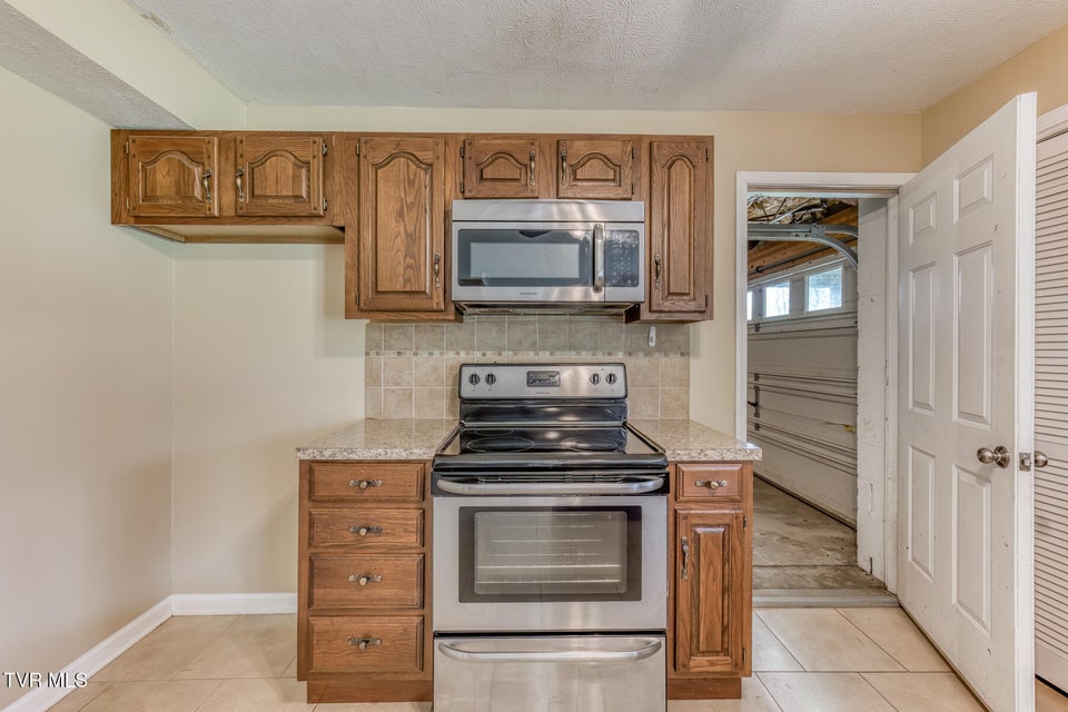 Photo #56: 5509 Memorial Boulevard