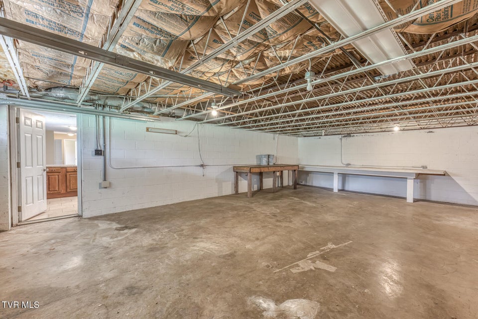 Photo #62: 5509 Memorial Boulevard