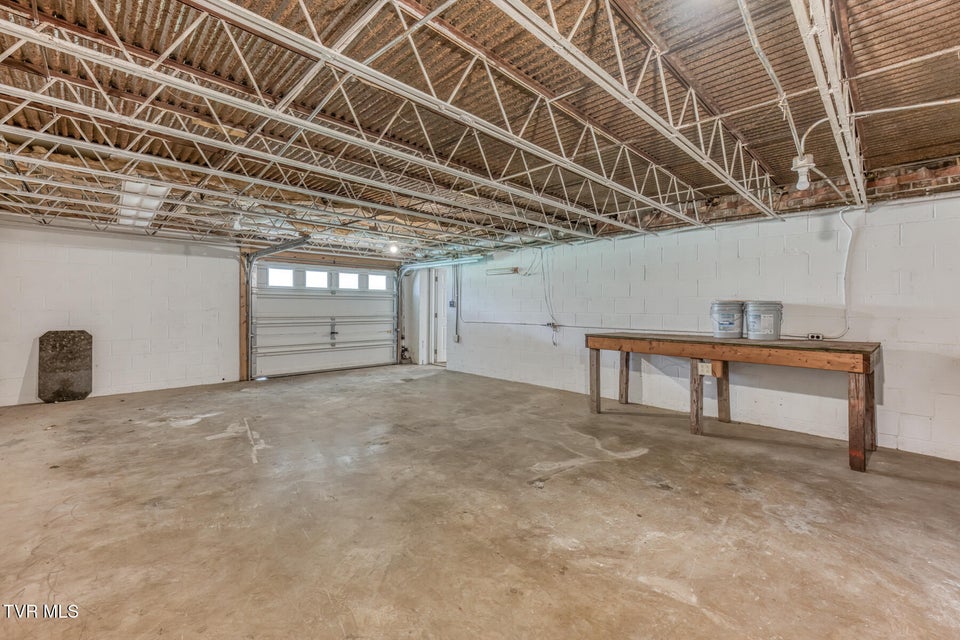 Photo #63: 5509 Memorial Boulevard