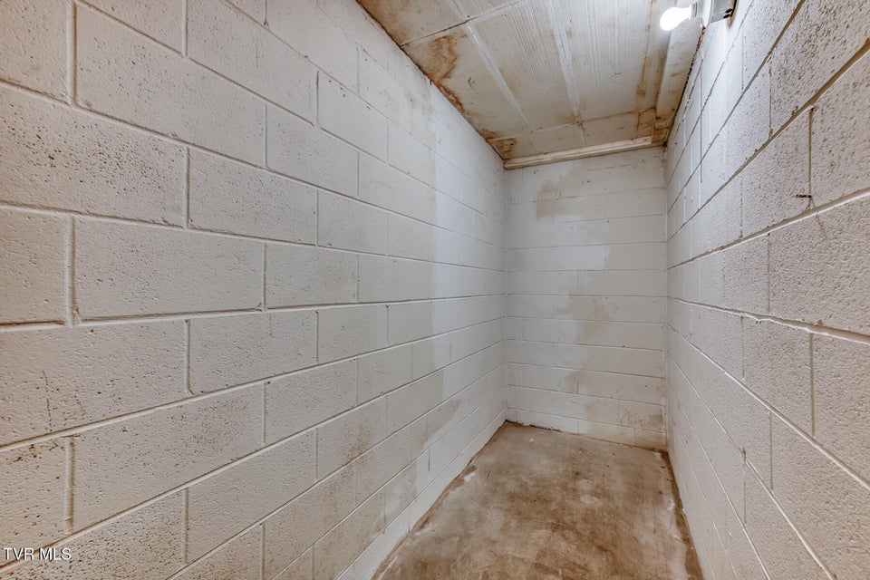 Photo #65: 5509 Memorial Boulevard