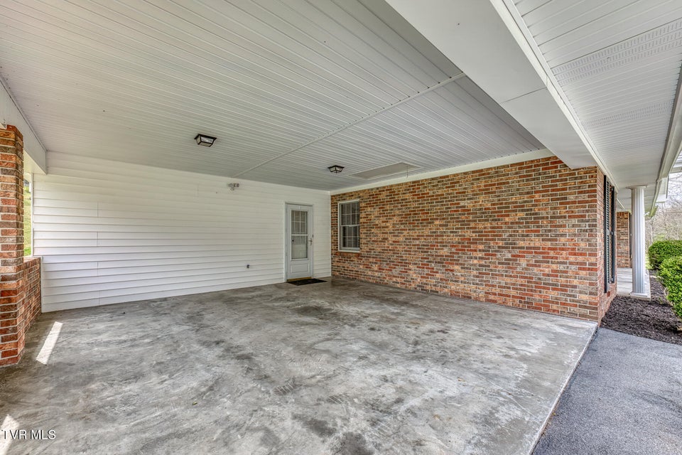 Photo #10: 5509 Memorial Boulevard