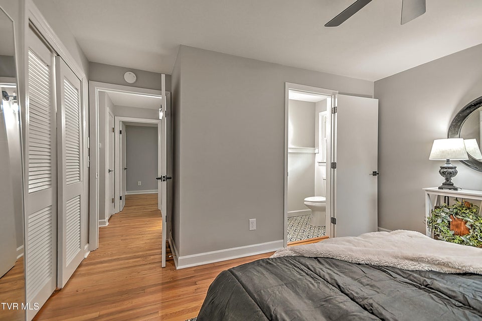 Photo #19: 1002 Lincoln Avenue