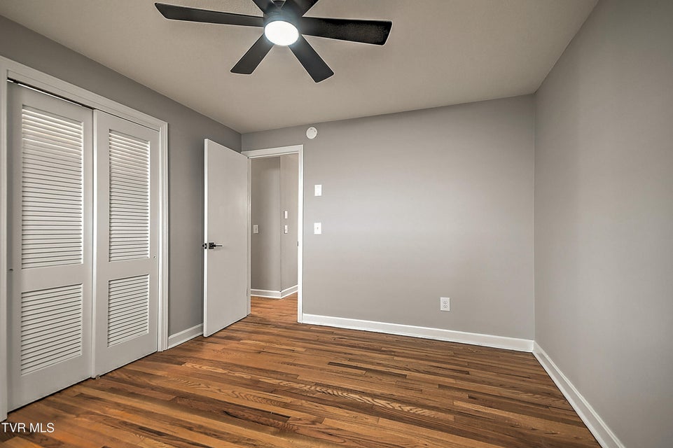 Photo #28: 1002 Lincoln Avenue