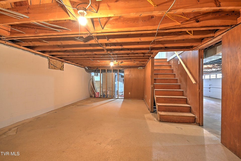 Photo #30: 1002 Lincoln Avenue