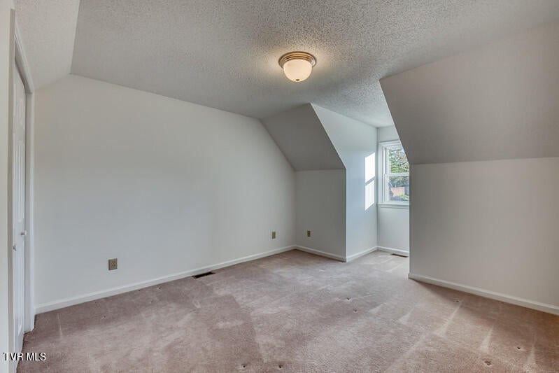 Photo #17: 1725 Lakeview Drive