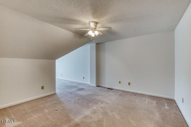 Photo #20: 1725 Lakeview Drive