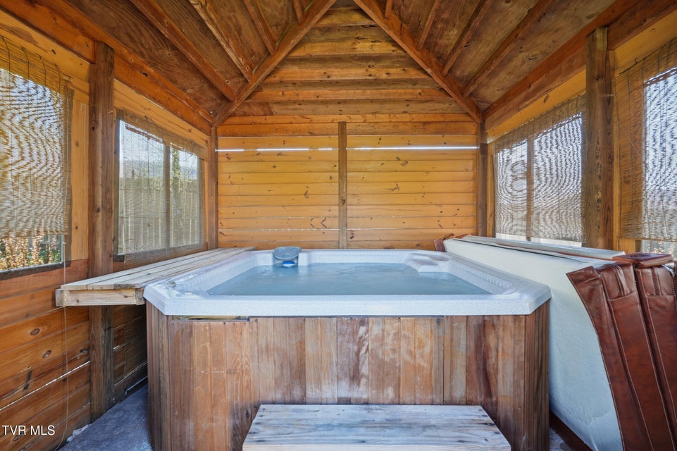 Photo #46: 235 Cottontail Drive