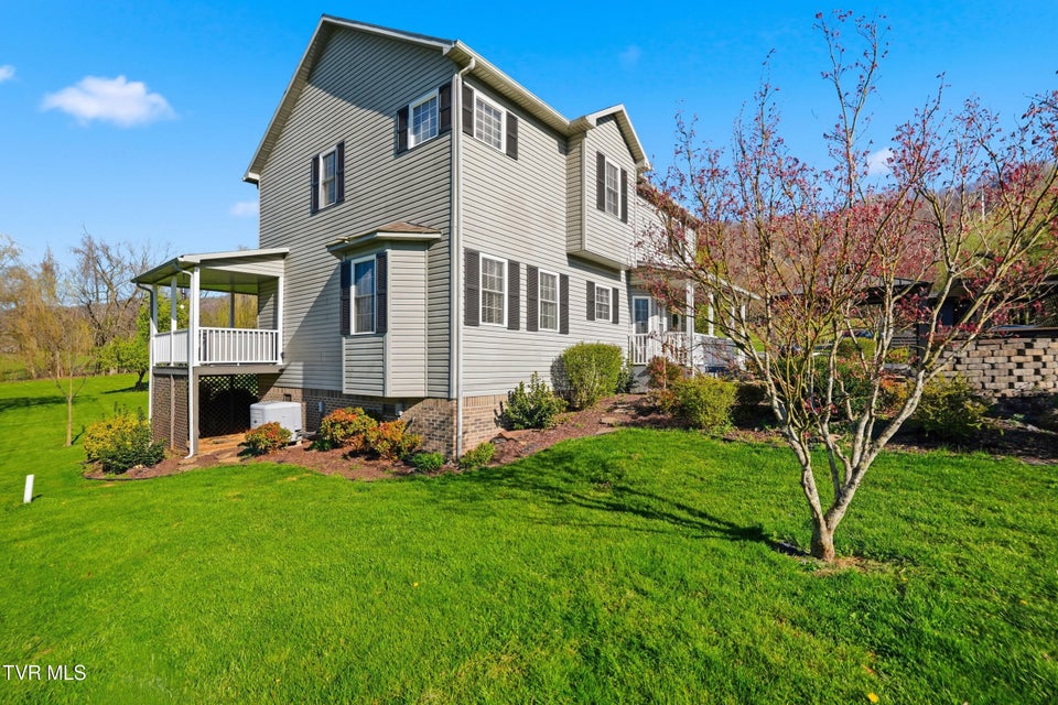 Photo #57: 235 Cottontail Drive