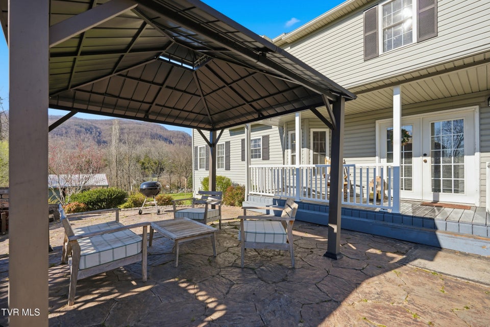 Photo #7: 235 Cottontail Drive