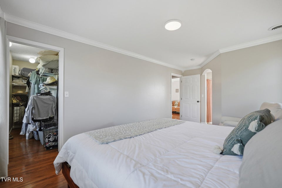 Photo #48: 235 Cottontail Drive