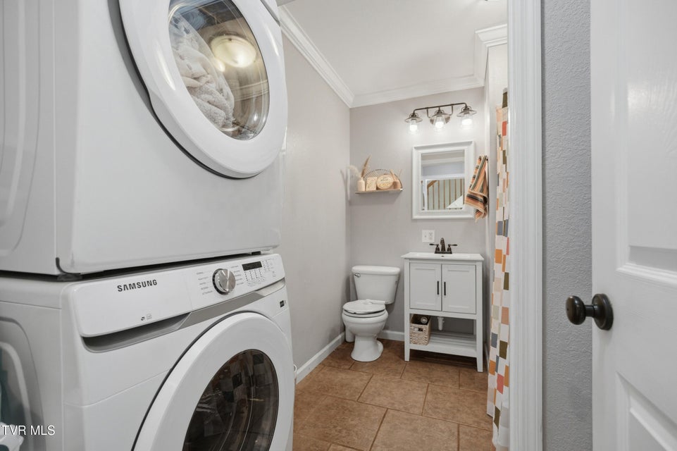 Photo #18: 235 Cottontail Drive