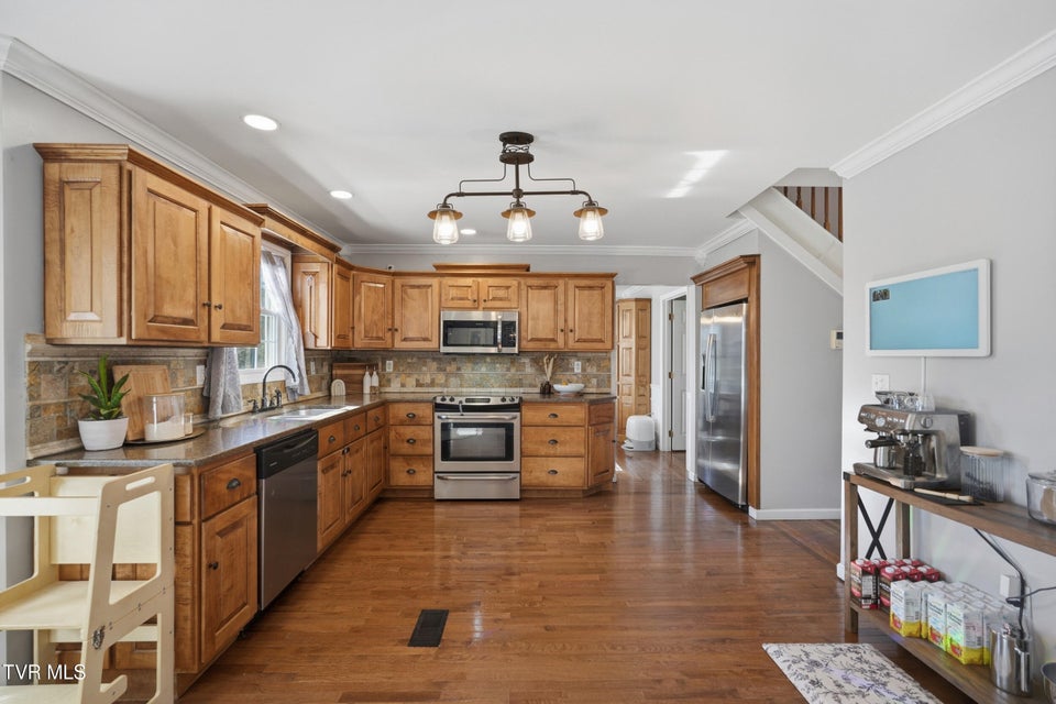 Photo #13: 235 Cottontail Drive