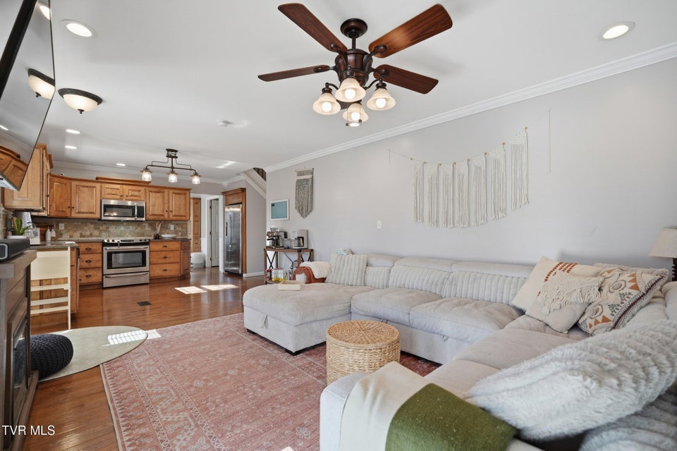 Photo #16: 235 Cottontail Drive