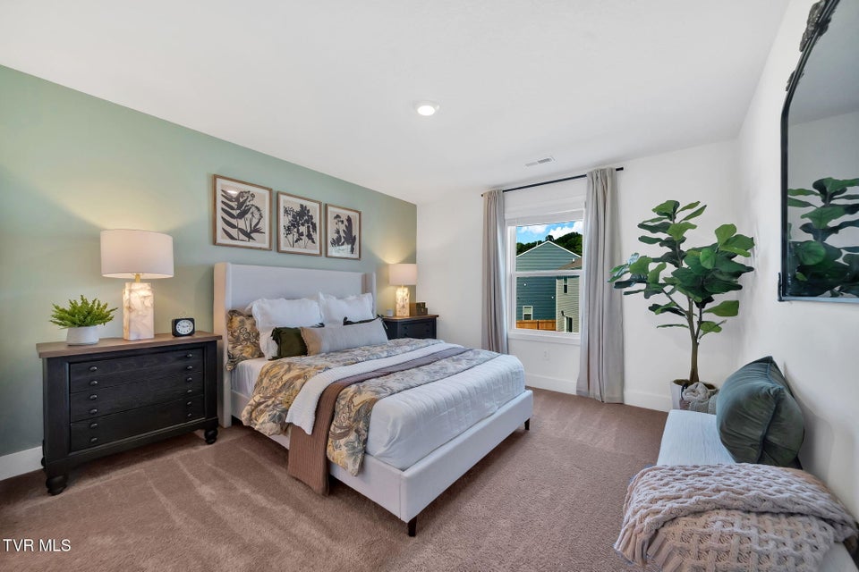 Photo #13: 1198 Wenna Way 