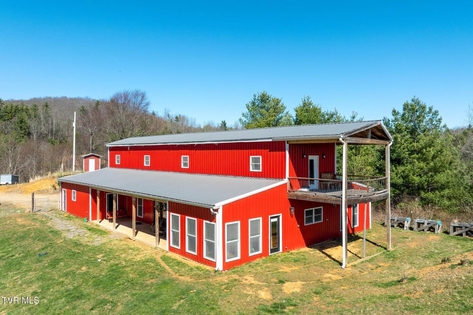 Photo #2: 533 Robinson Hollow Lane