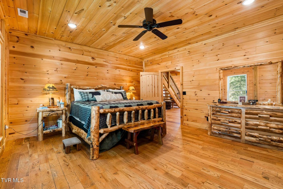 Photo #48: 533 Robinson Hollow Lane