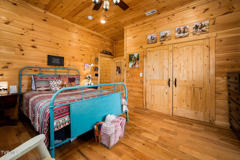 Photo #55: 533 Robinson Hollow Lane