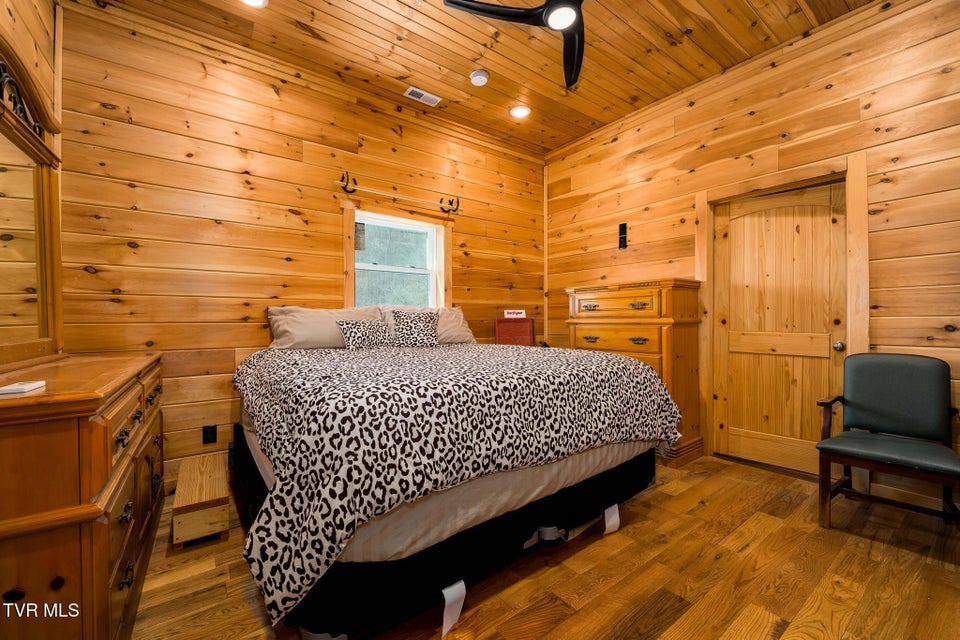 Photo #57: 533 Robinson Hollow Lane