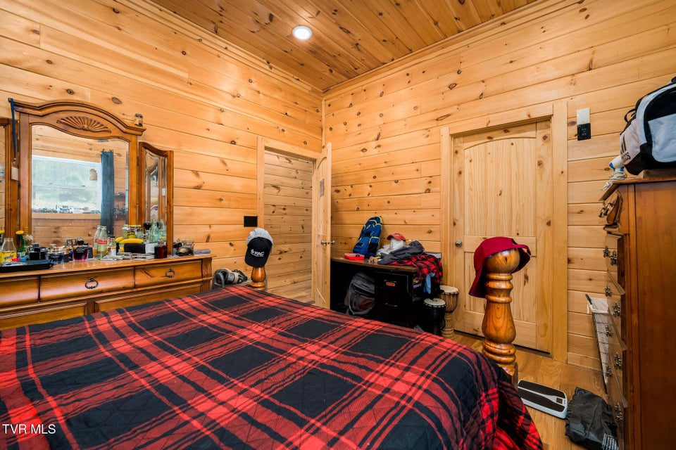 Photo #60: 533 Robinson Hollow Lane