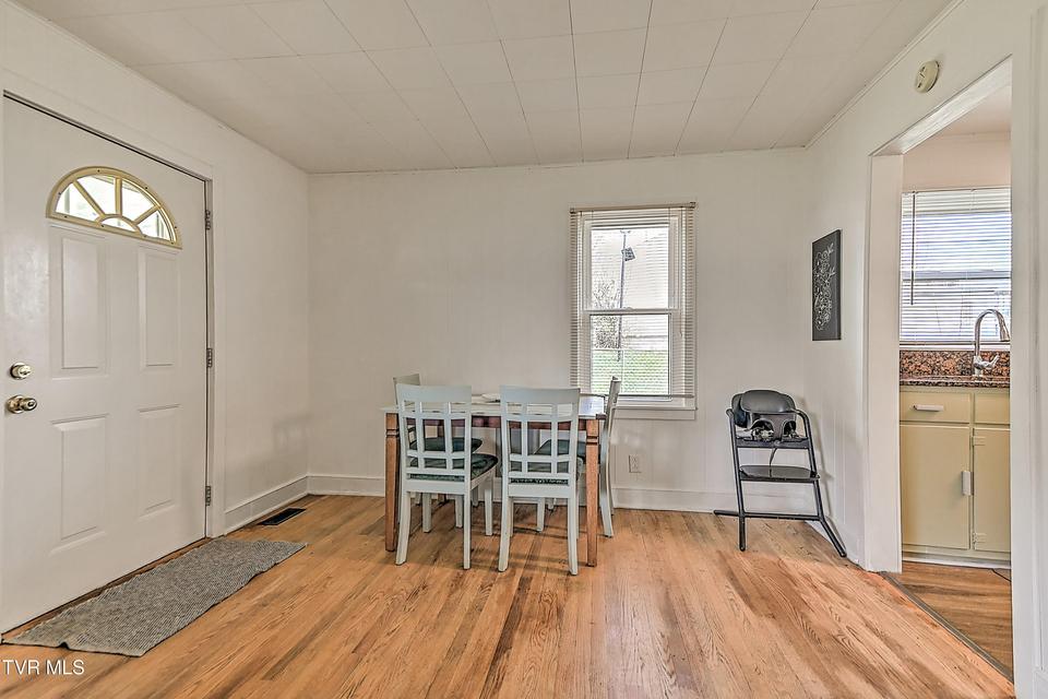 Photo #6: 1017 Harding Avenue