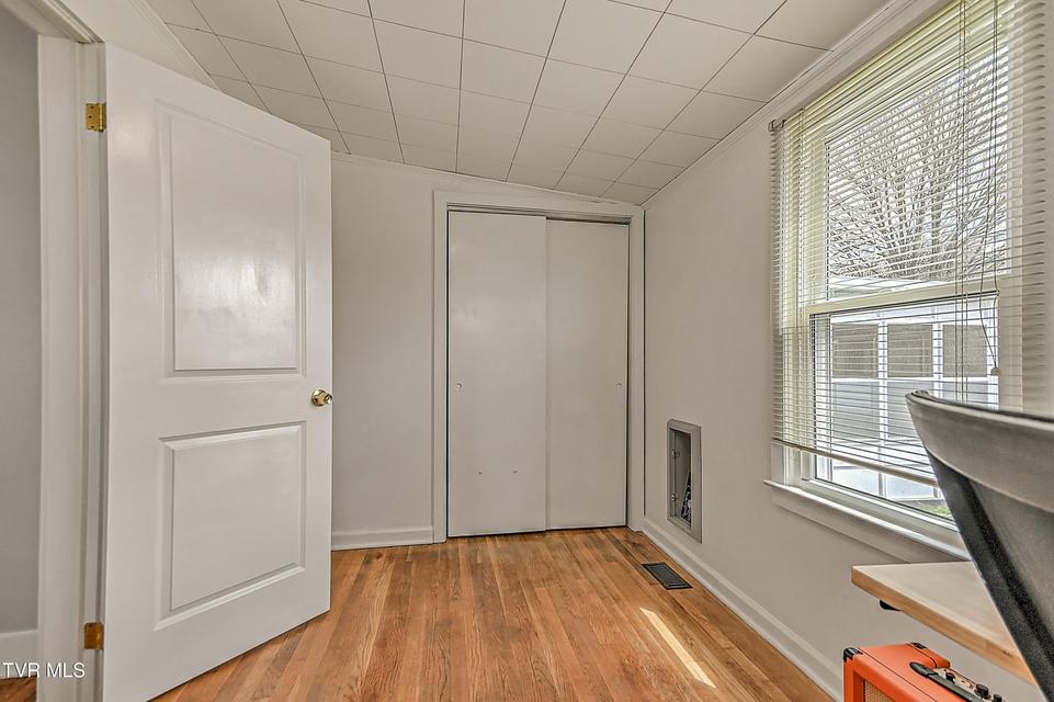 Photo #14: 1017 Harding Avenue