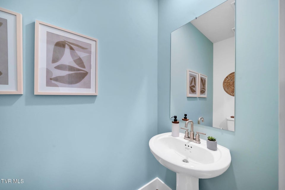 Photo #12: 1186 Wenna Way 