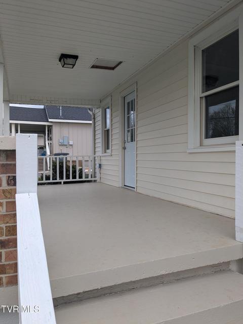 Photo #2: 532 Elm Street