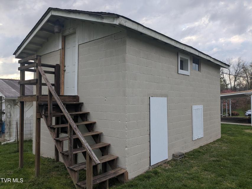 Photo #14: 532 Elm Street