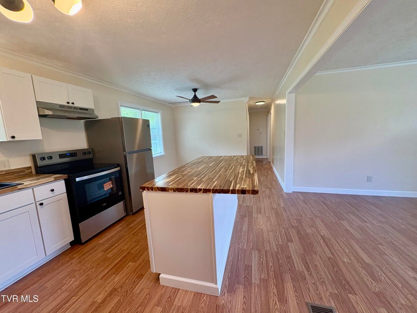 Photo #11: 1849 Old Harlan Road