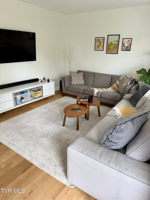 Photo #4: 1714 Daytona Court