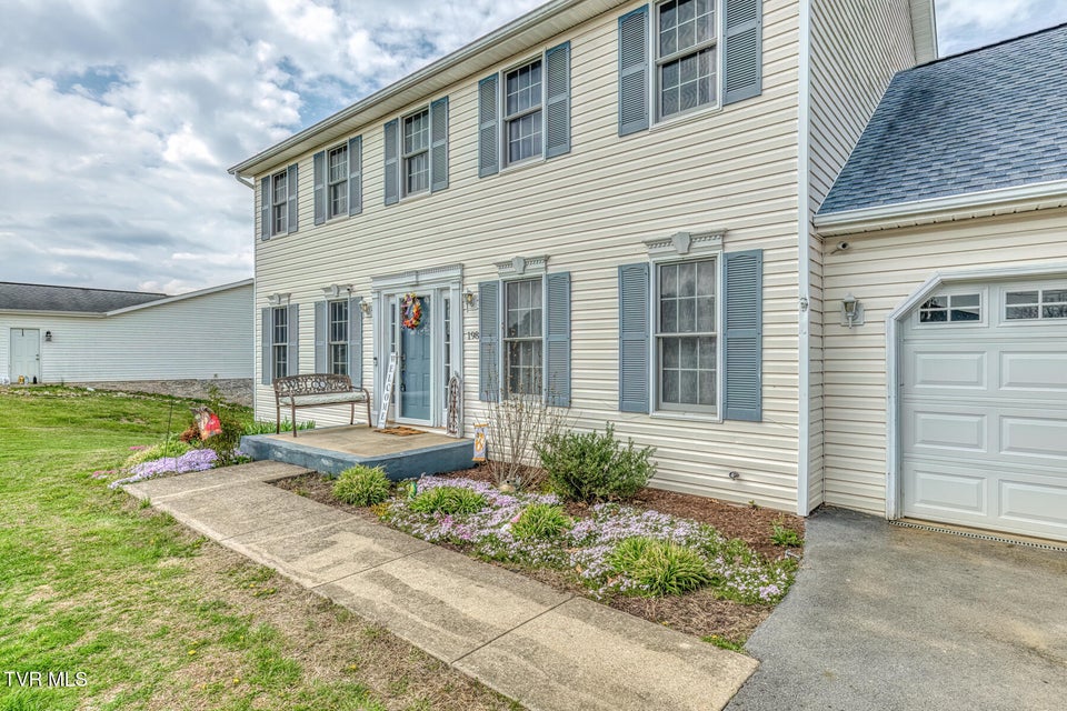 Photo #2: 198 Dean Archer Road