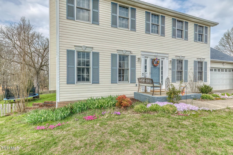 Photo #3: 198 Dean Archer Road