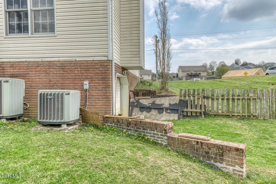 Photo #42: 198 Dean Archer Road