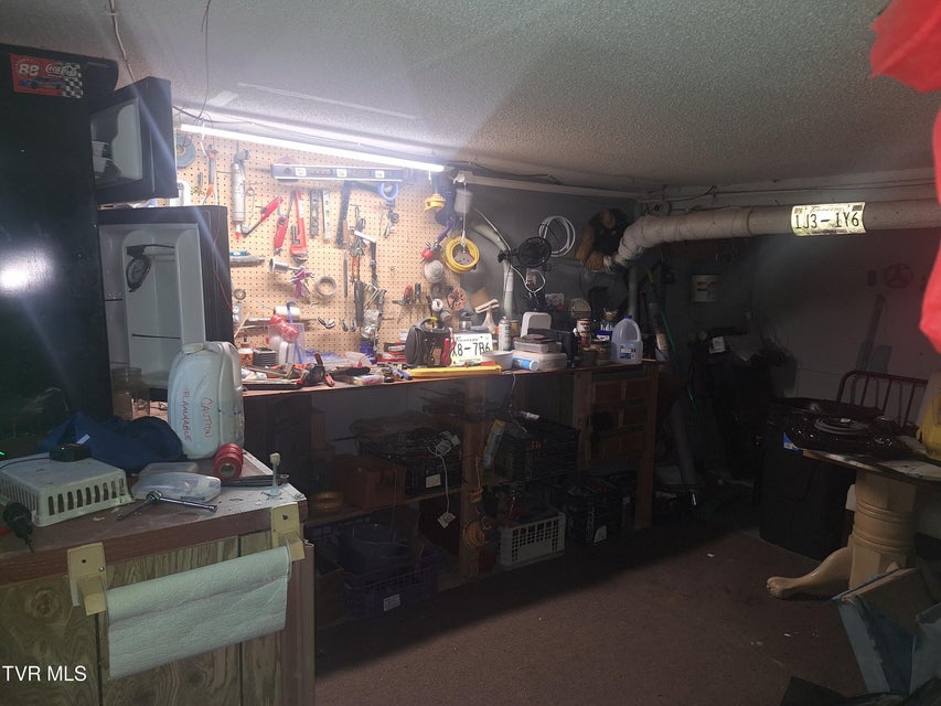 Photo #38: 916 Pine Grove Avenue