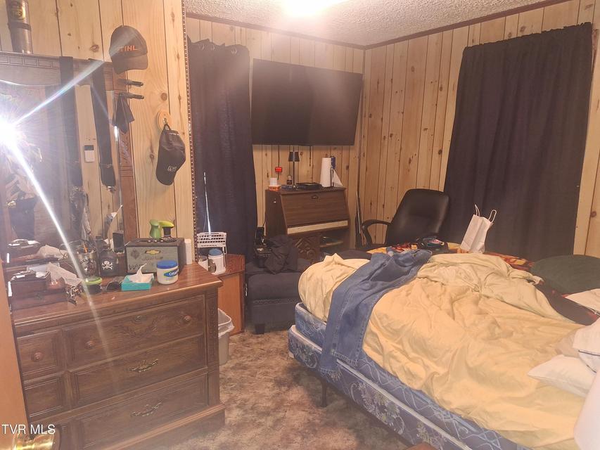 Photo #19: 916 Pine Grove Avenue