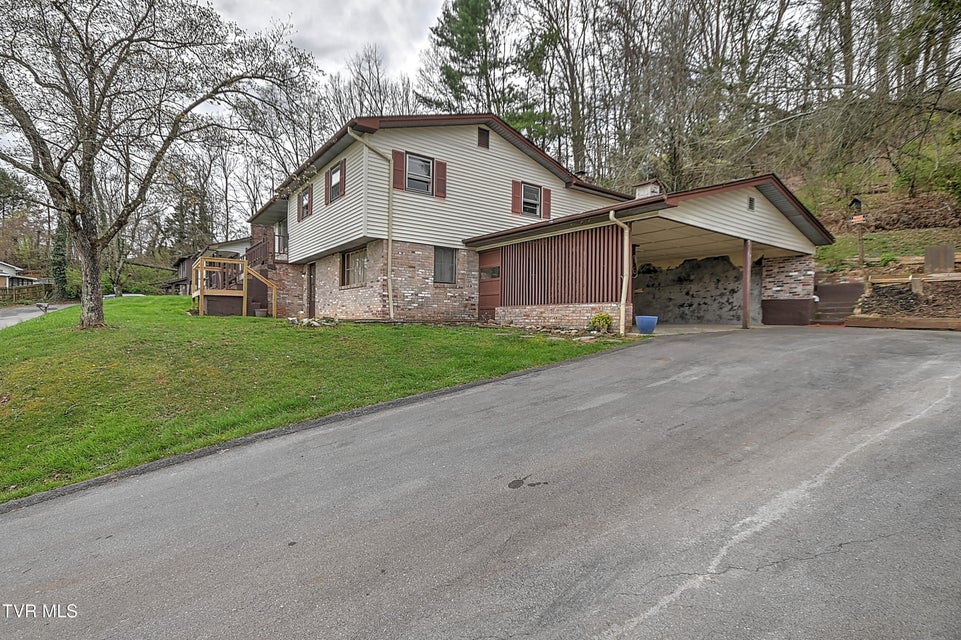 Photo #2: 169 Denton Lane