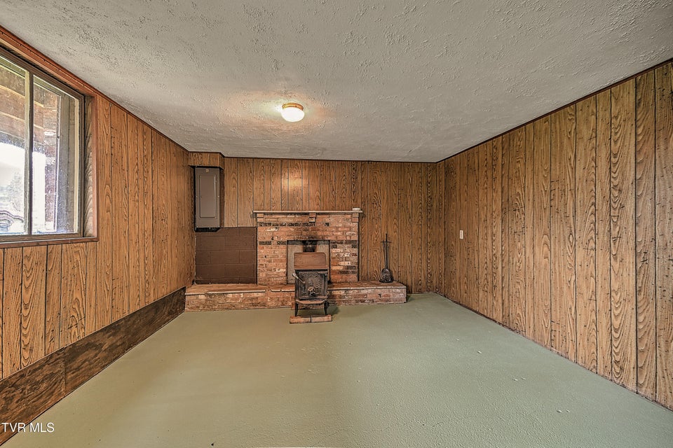 Photo #36: 169 Denton Lane