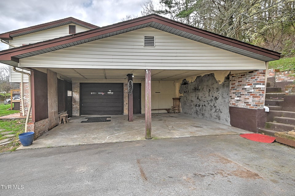 Photo #3: 169 Denton Lane