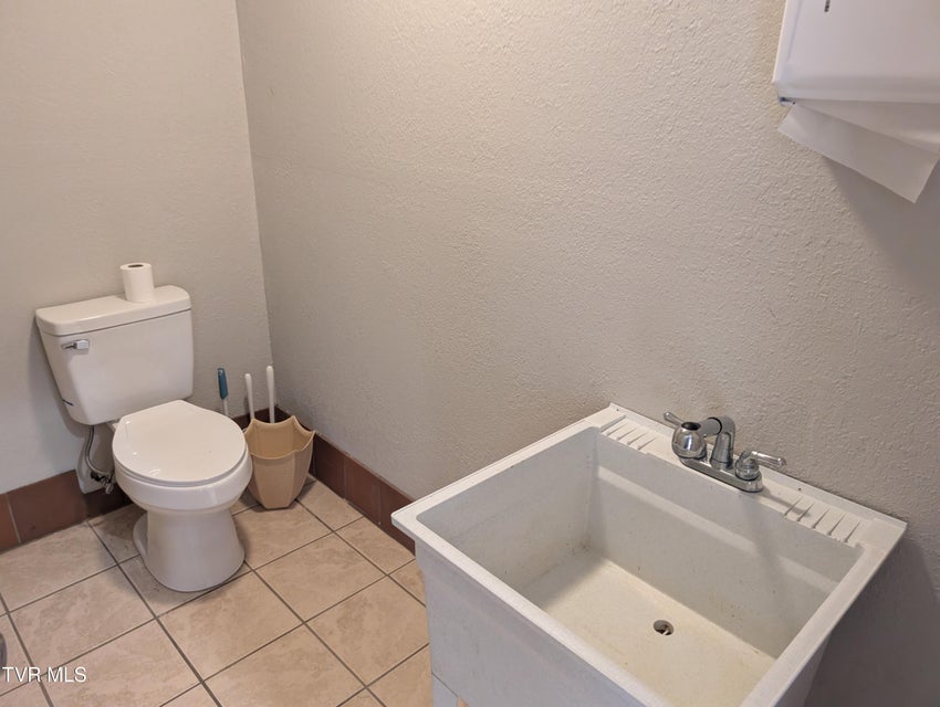 Photo #16: 207 Highway 321 