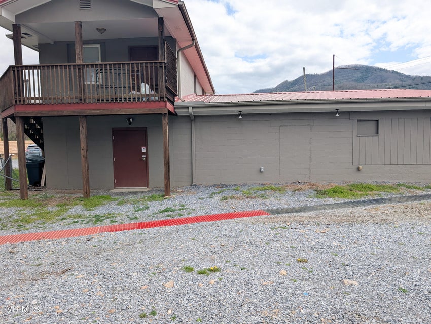 Photo #18: 207 Highway 321 