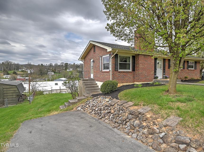 Photo #4: 428 Merriewood Drive