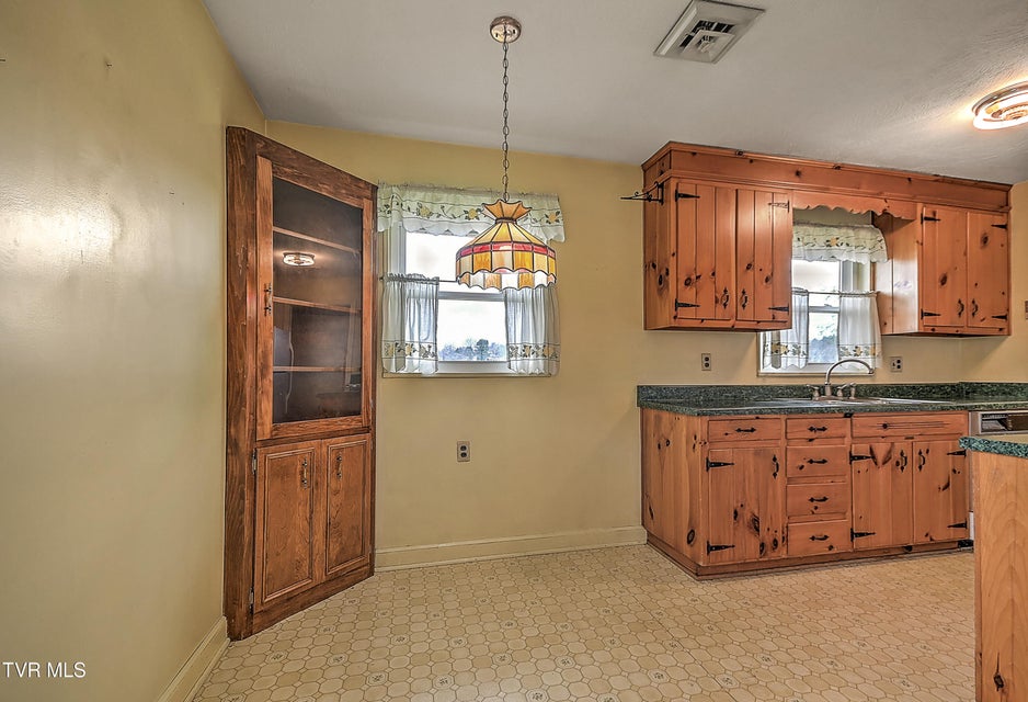 Photo #10: 428 Merriewood Drive